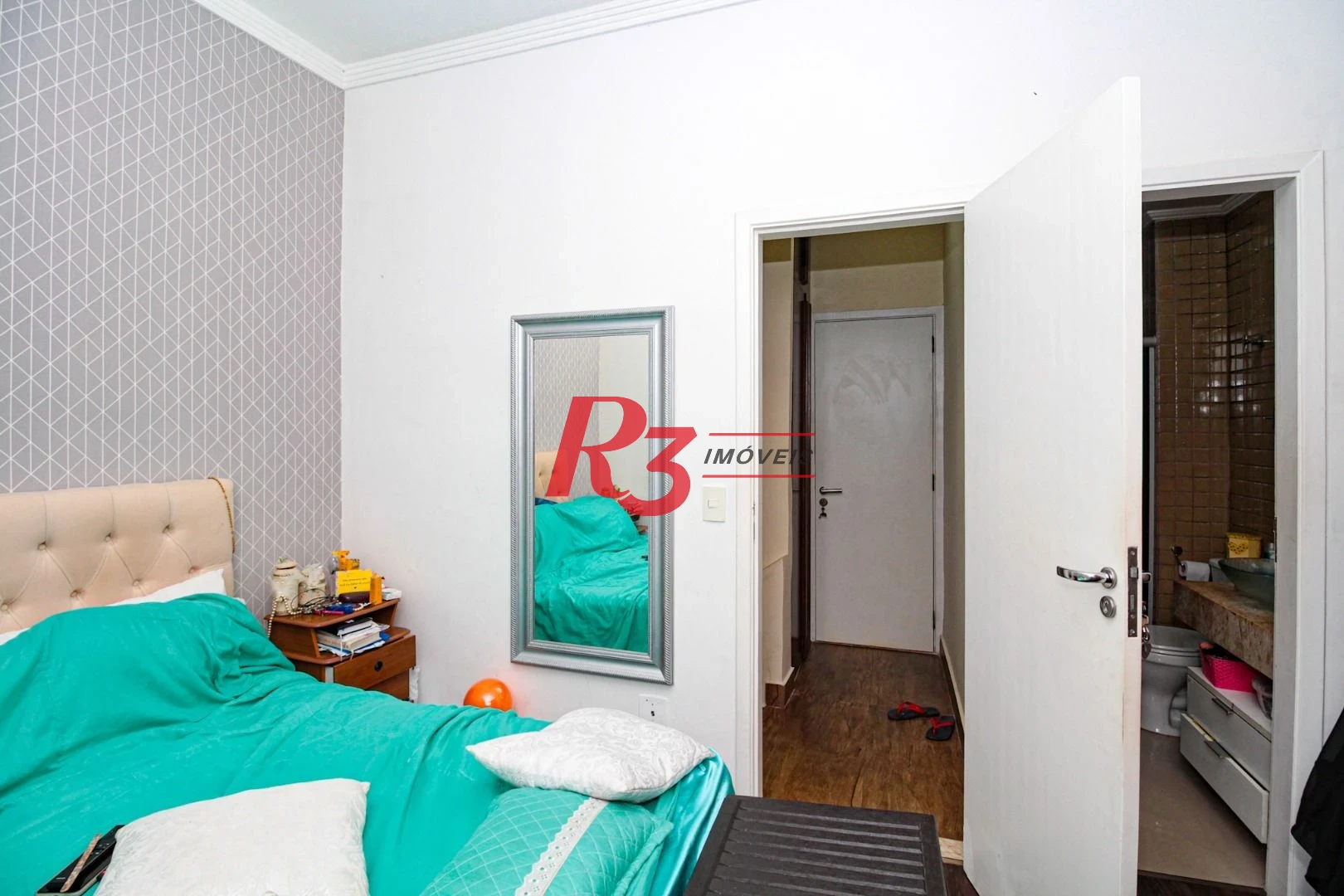 Sobrado com 3 dormitórios à venda, 89 m² por R$ 790.000,00 - Campo Grande - Santos/SP