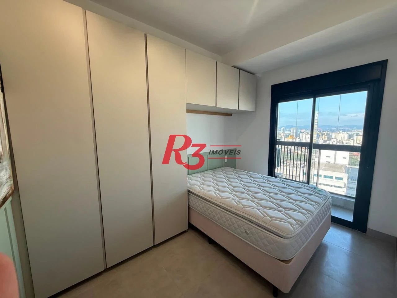 Apartamento com 1 dormitório para alugar, 54 m² - Boqueirão - Santos/SP