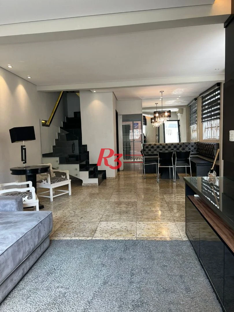 Sobrado com 4 suítes à venda, 240 m² por R$ 2.700.000 - Boqueirão - Santos/SP