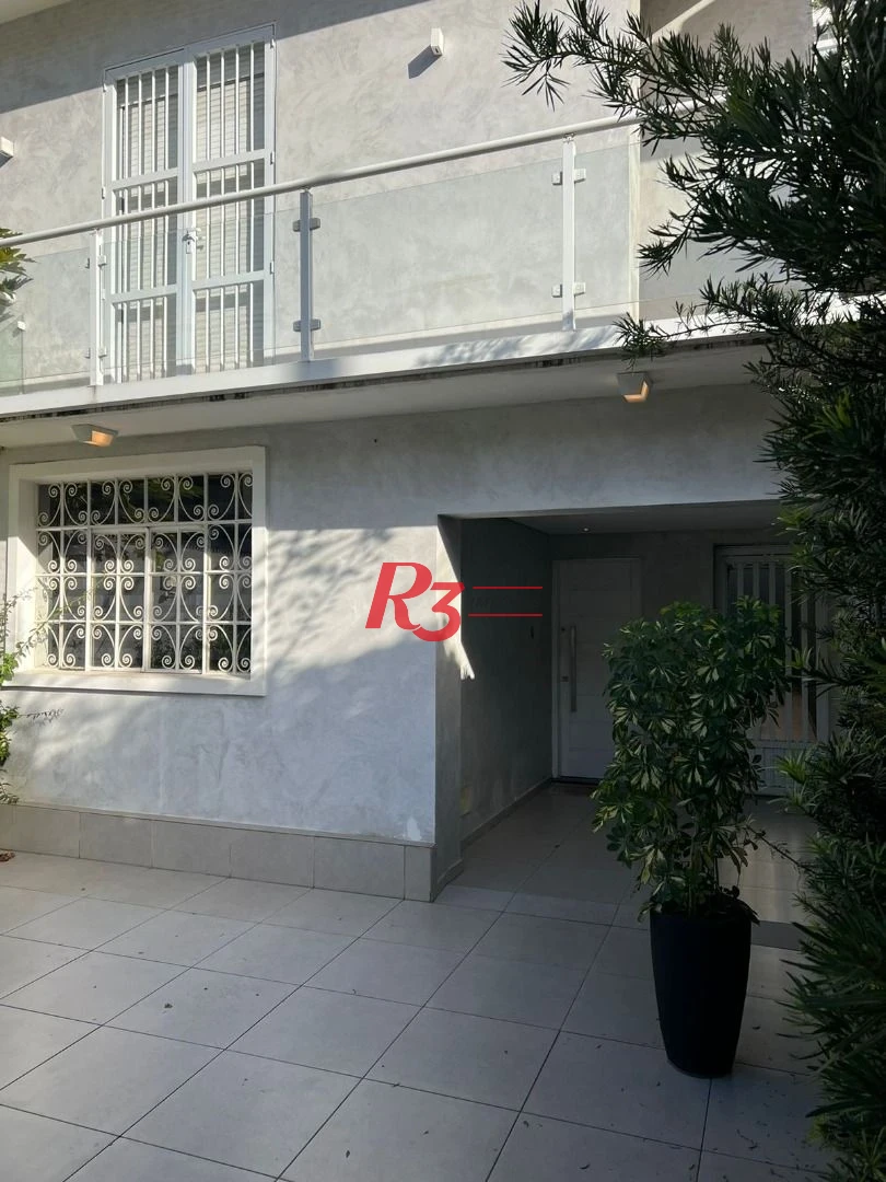 Sobrado com 4 suítes à venda, 240 m² por R$ 2.700.000 - Boqueirão - Santos/SP