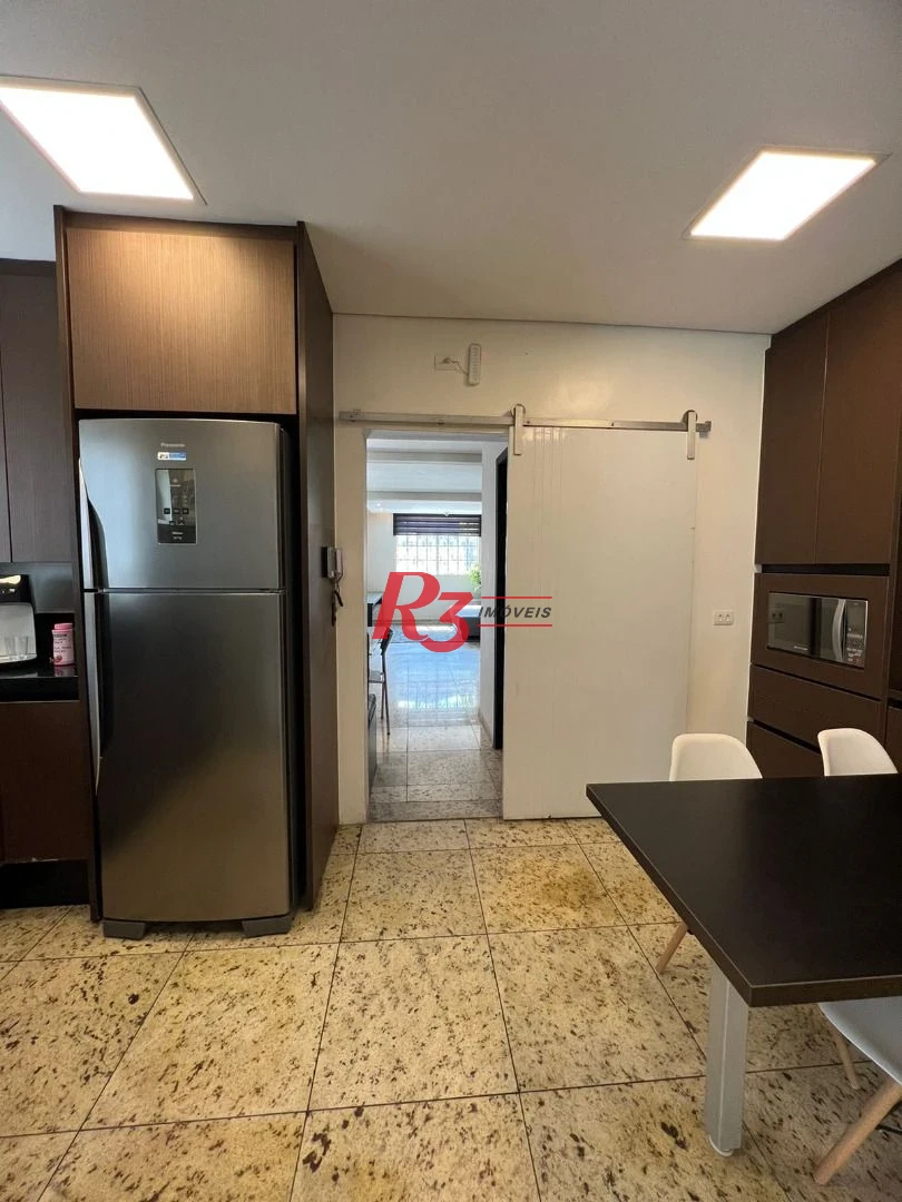Sobrado com 4 suítes à venda, 240 m² por R$ 2.700.000 - Boqueirão - Santos/SP
