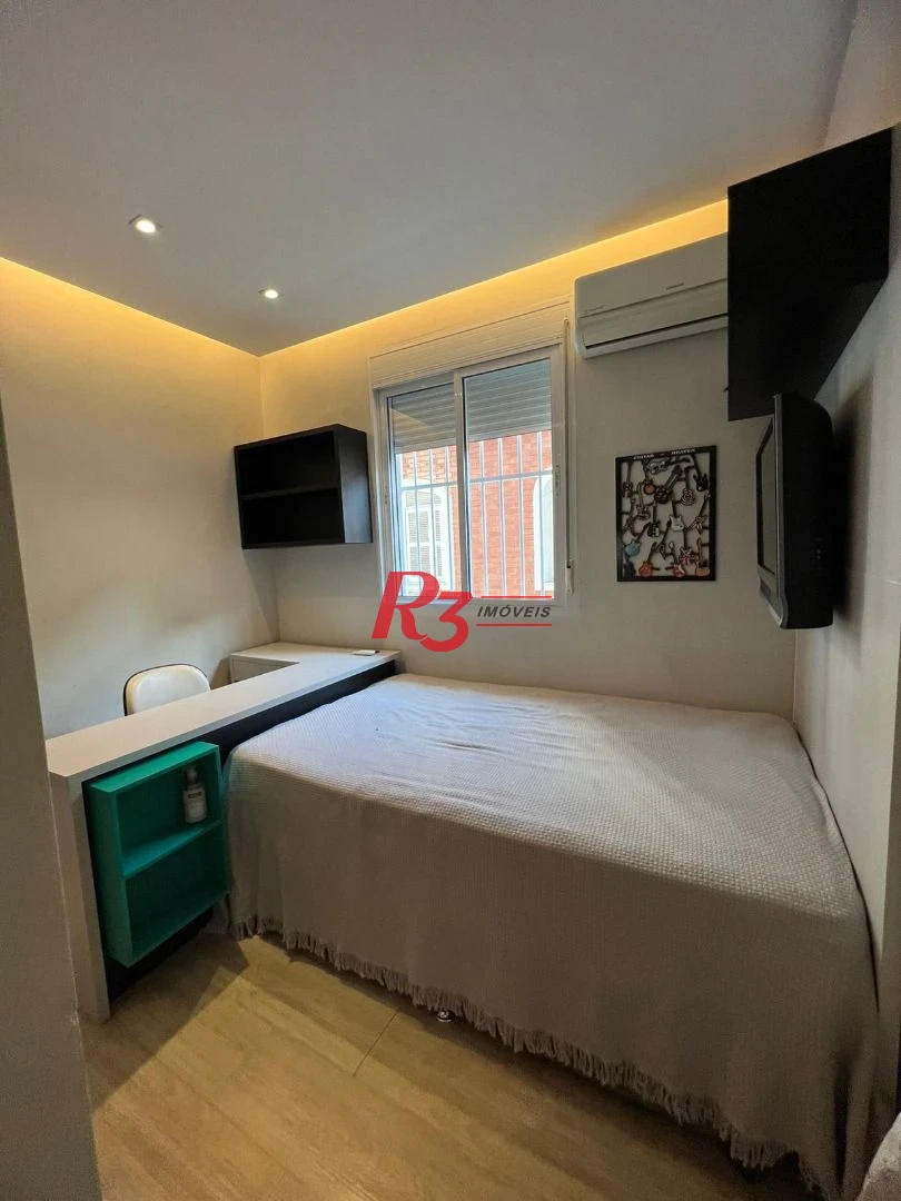 Sobrado com 4 suítes à venda, 240 m² por R$ 2.700.000 - Boqueirão - Santos/SP