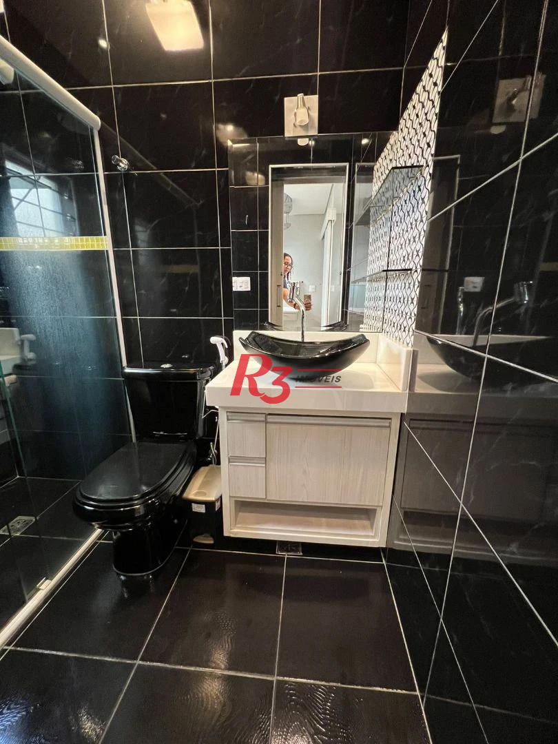 Sobrado com 4 suítes à venda, 240 m² por R$ 2.700.000 - Boqueirão - Santos/SP
