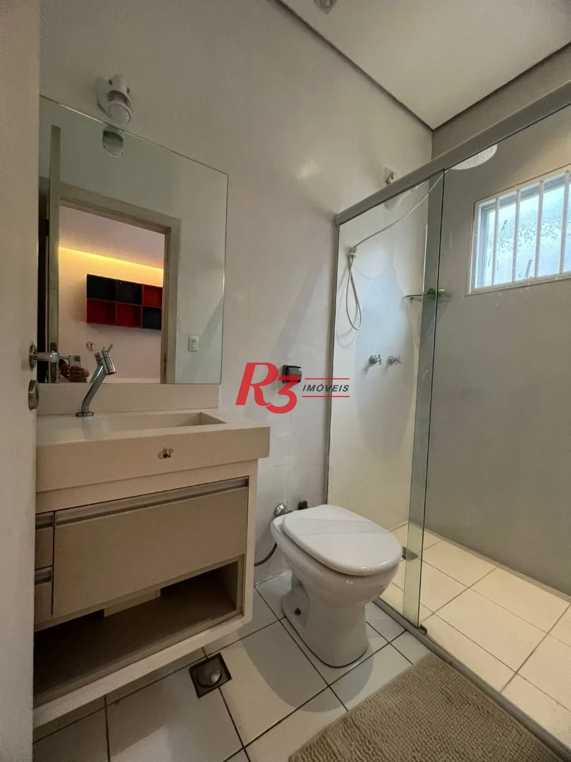 Sobrado com 4 suítes à venda, 240 m² por R$ 2.700.000 - Boqueirão - Santos/SP