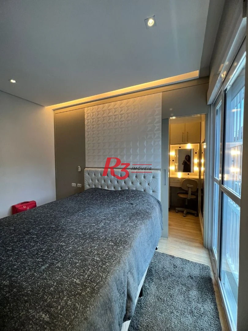 Sobrado com 4 suítes à venda, 240 m² por R$ 2.700.000 - Boqueirão - Santos/SP