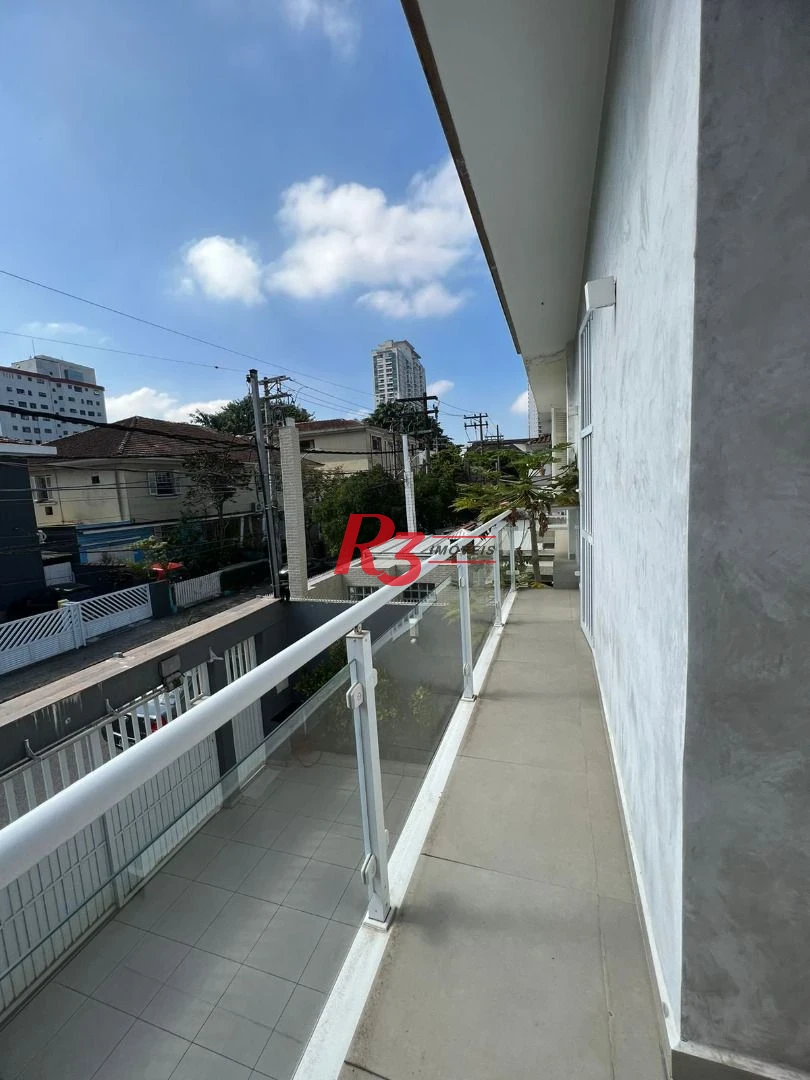 Sobrado com 4 suítes à venda, 240 m² por R$ 2.700.000 - Boqueirão - Santos/SP