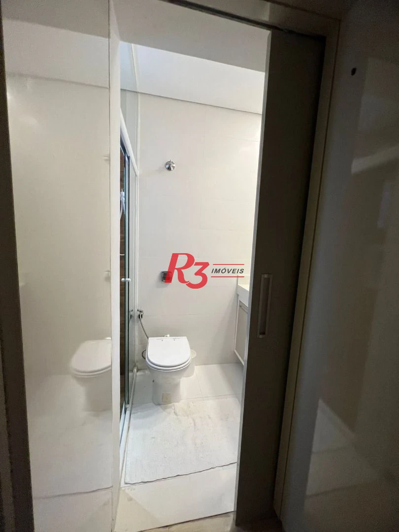 Sobrado com 4 suítes à venda, 240 m² por R$ 2.700.000 - Boqueirão - Santos/SP
