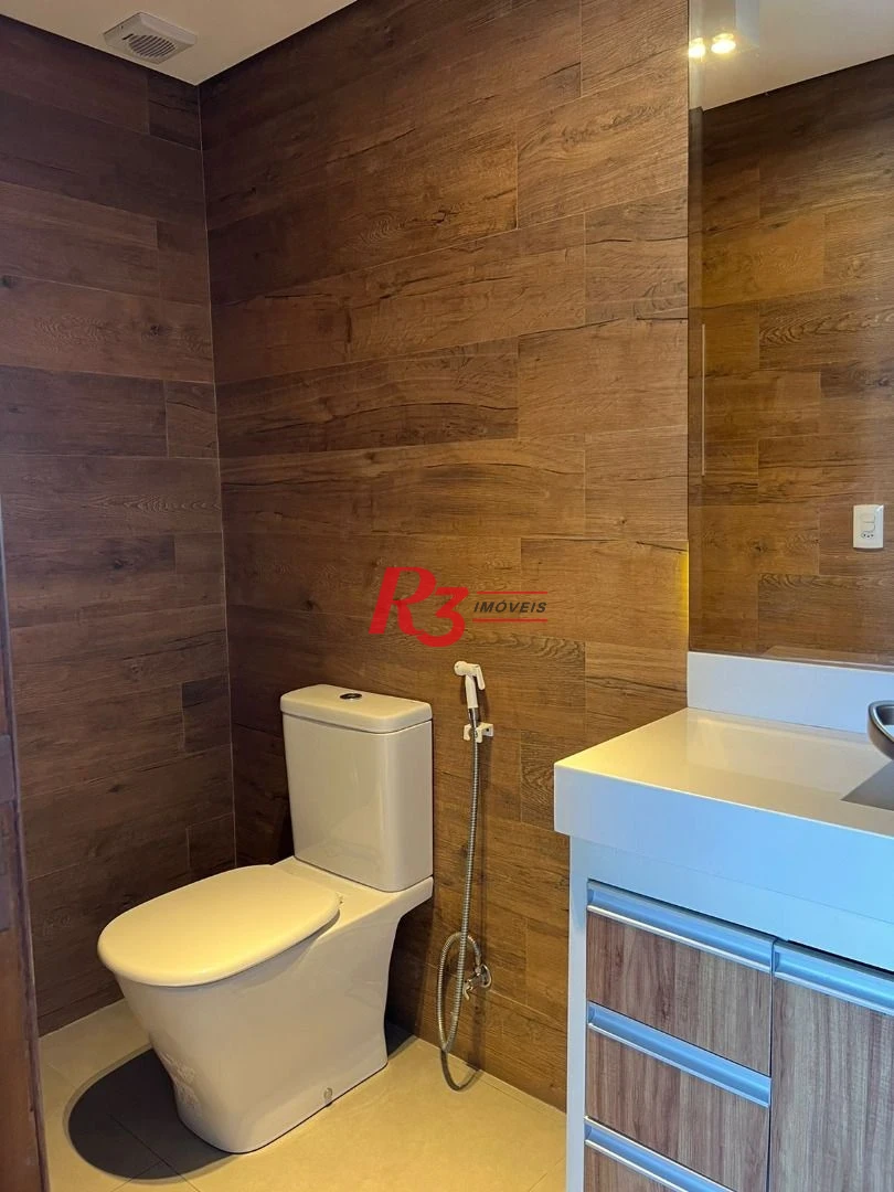 Sobrado com 4 suítes à venda, 240 m² por R$ 2.700.000 - Boqueirão - Santos/SP