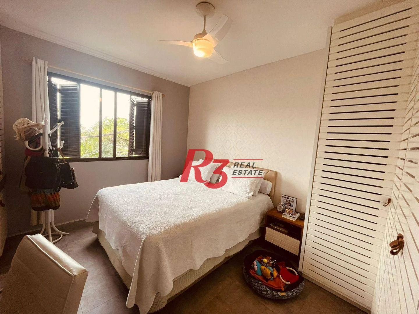 Apartamento com 2 dormitórios à venda, 100 m² por R$ 1.250.000,00 - Gonzaga - Santos/SP