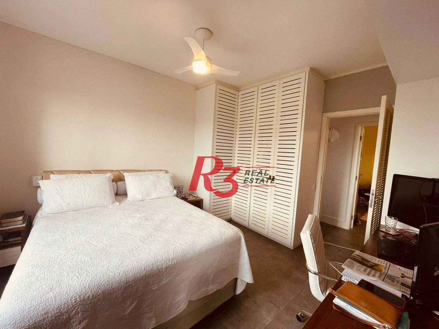 Apartamento com 2 dormitórios à venda, 100 m² por R$ 1.250.000,00 - Gonzaga - Santos/SP