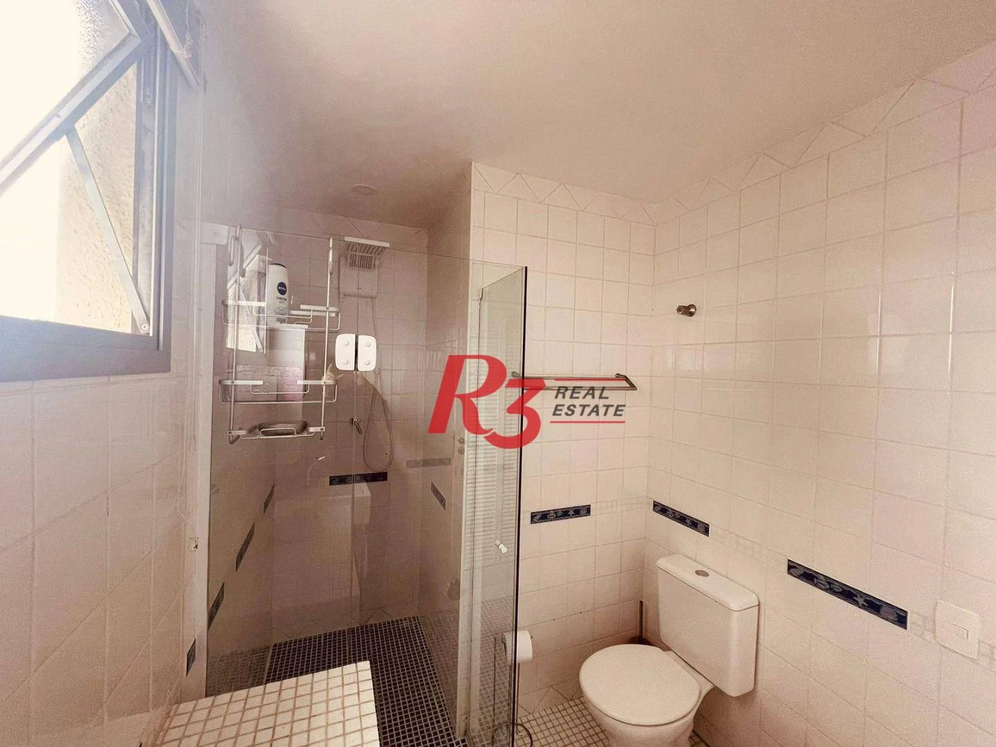 Apartamento com 2 dormitórios à venda, 100 m² por R$ 1.250.000,00 - Gonzaga - Santos/SP