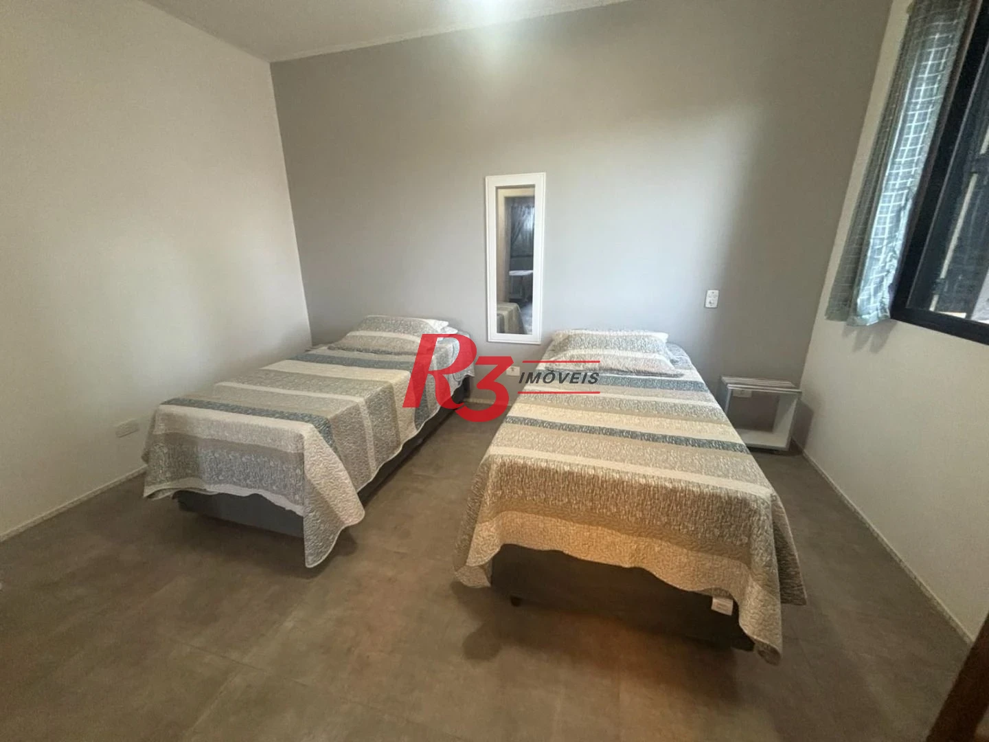Apartamento com 2 dormitórios à venda, 100 m² por R$ 1.250.000,00 - Gonzaga - Santos/SP