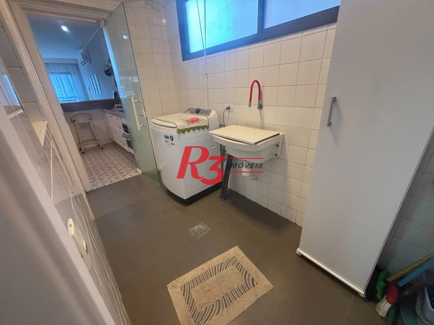 Apartamento com 2 dormitórios à venda, 100 m² por R$ 1.250.000,00 - Gonzaga - Santos/SP