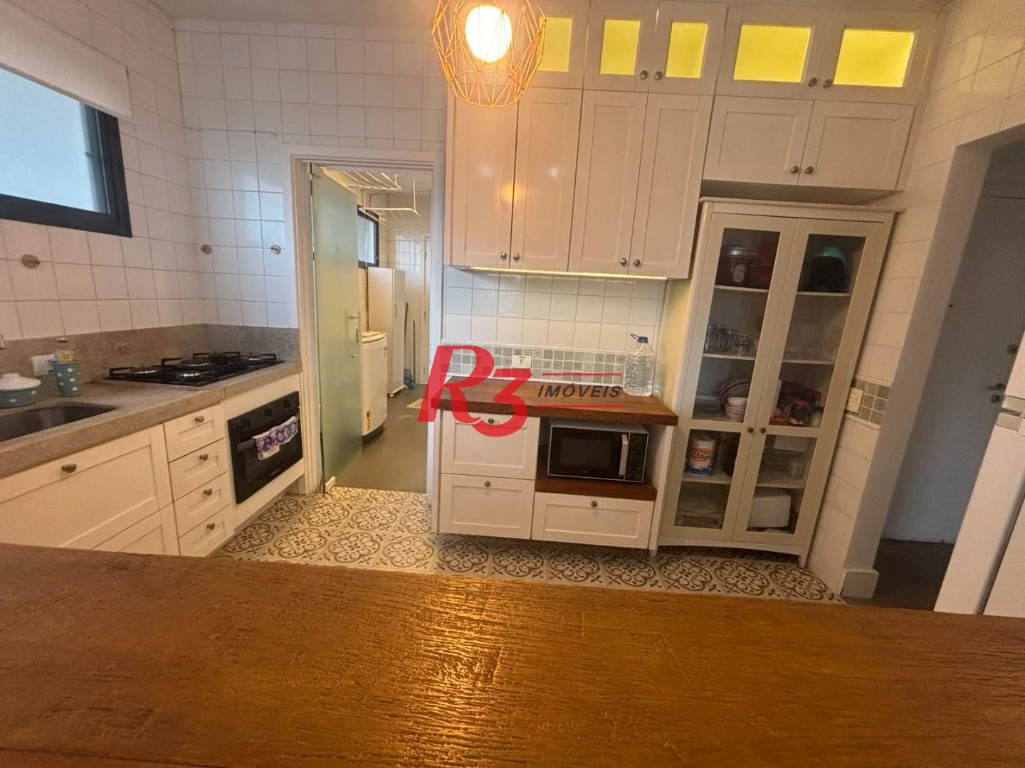 Apartamento com 2 dormitórios à venda, 100 m² por R$ 1.250.000,00 - Gonzaga - Santos/SP