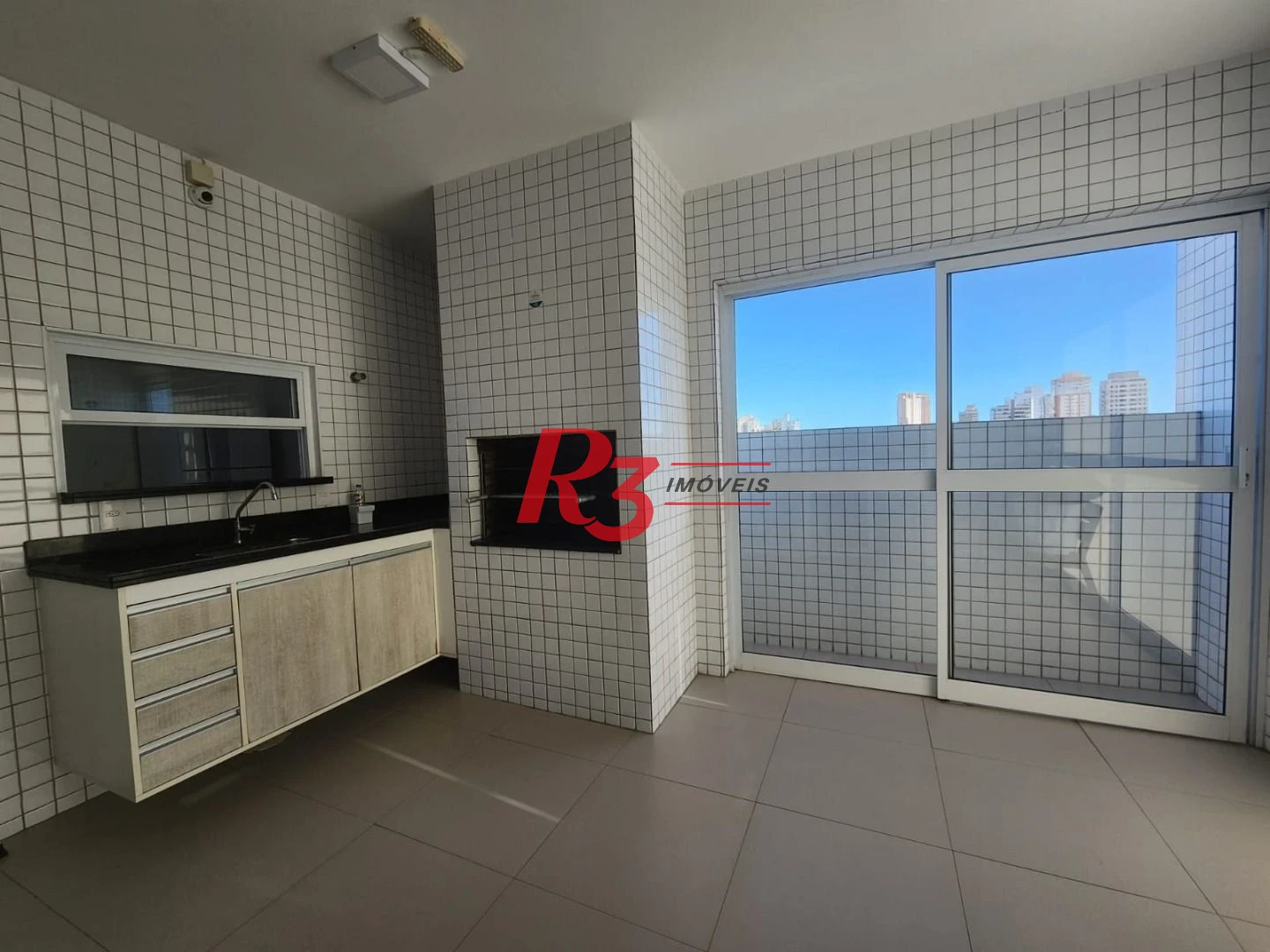 Apartamento à venda, 75 m² por R$ 670.000,00 - Embaré - Santos/SP