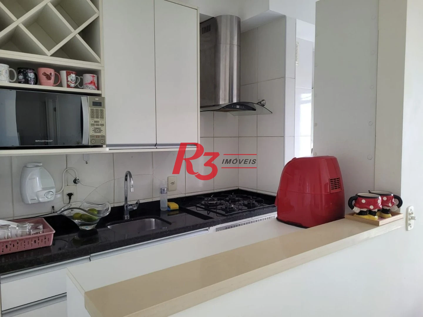 Apartamento com 2 dormitórios à venda, 64 m² por R$ 590.000,00 - Marapé - Santos/SP