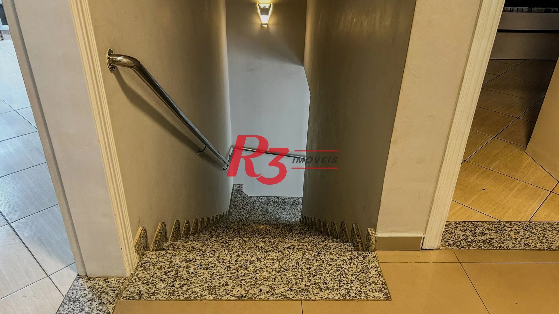 Casa com 3 dormitórios à venda, 307 m² por R$ 1.600.000,00 - Marapé - Santos/SP