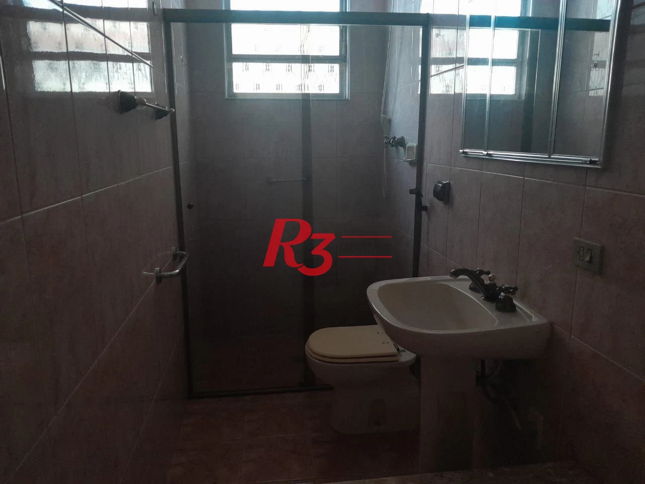 Casa à venda, 250 m² por R$ 1.600.000,00 - Gonzaga - Santos/SP