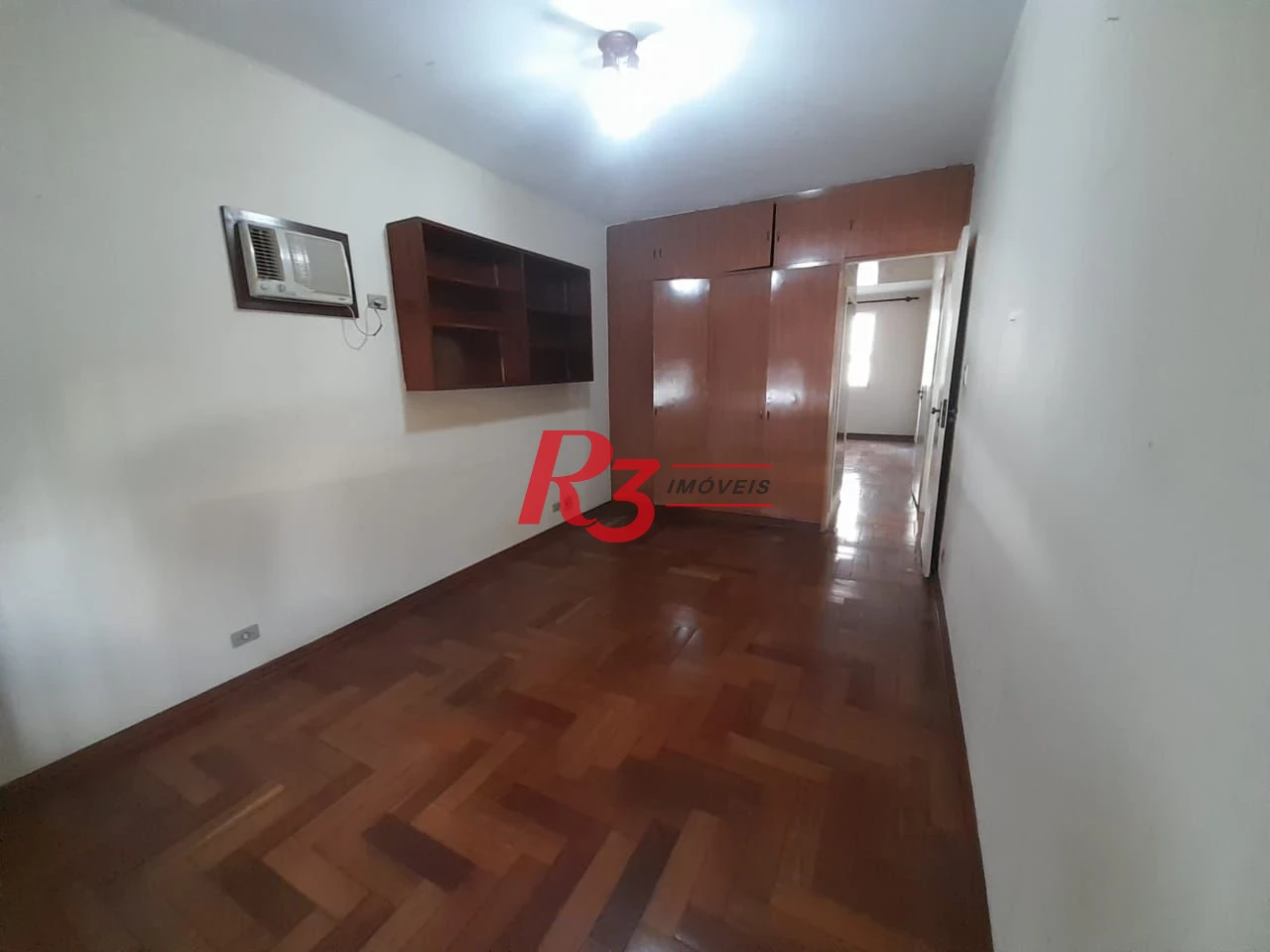 Casa à venda, 250 m² por R$ 1.600.000,00 - Gonzaga - Santos/SP