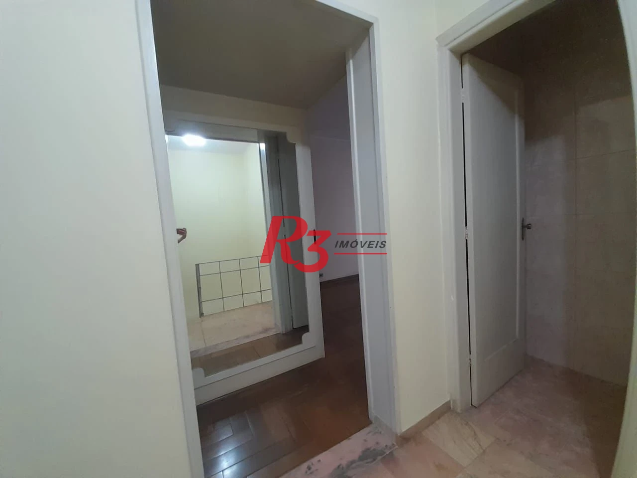 Casa à venda, 250 m² por R$ 1.600.000,00 - Gonzaga - Santos/SP