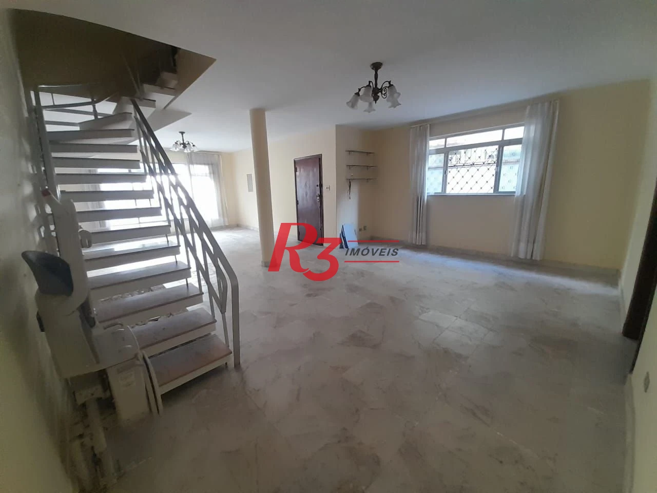 Casa à venda, 250 m² por R$ 1.600.000,00 - Gonzaga - Santos/SP