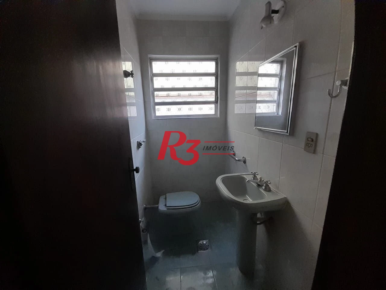 Casa à venda, 250 m² por R$ 1.600.000,00 - Gonzaga - Santos/SP