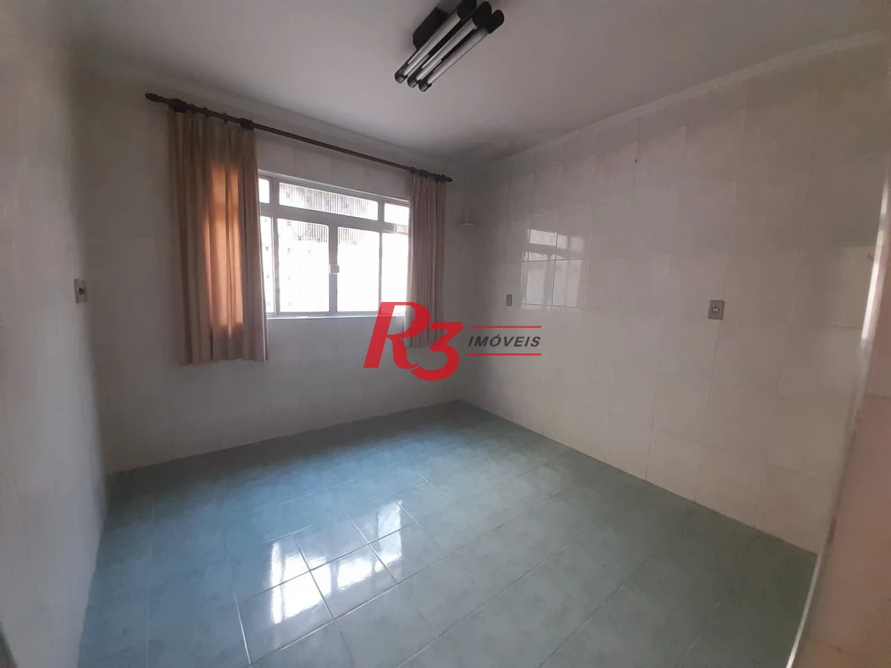 Casa à venda, 250 m² por R$ 1.600.000,00 - Gonzaga - Santos/SP
