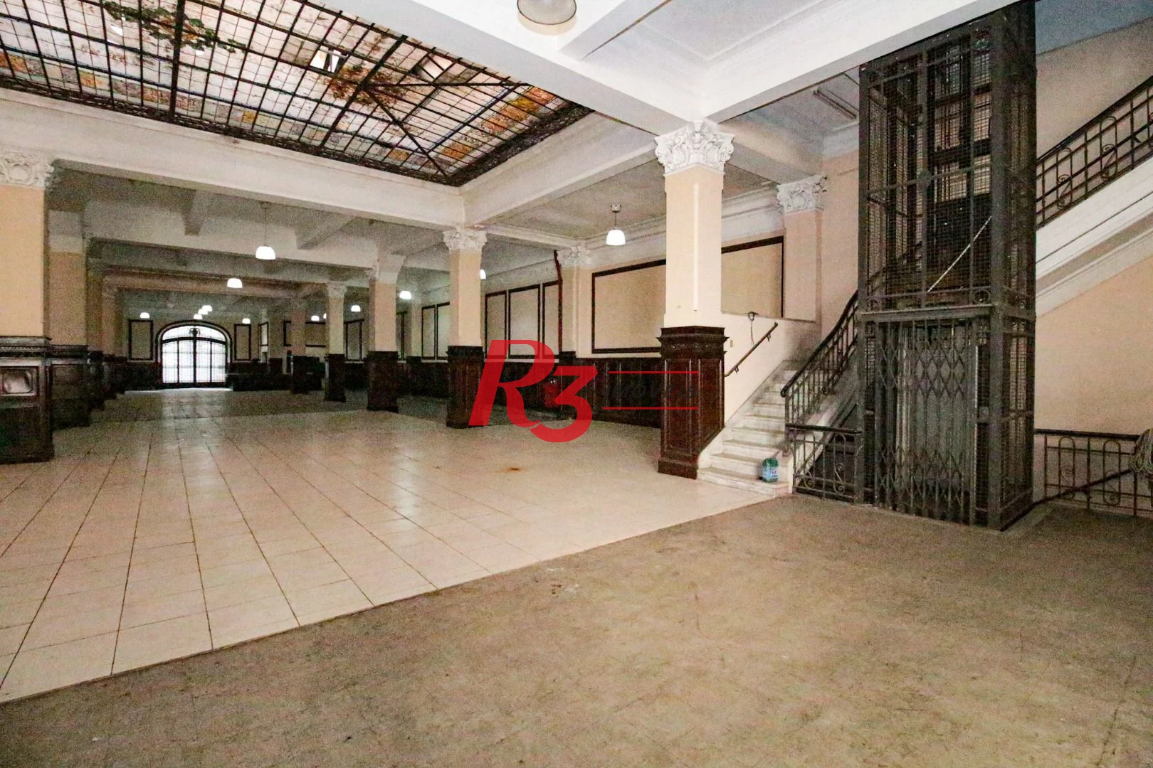 Prédio, 4200 m² - venda por R$ 18.000.000,00 ou aluguel por R$ 150.000,00/mês - Centro - Santos/SP