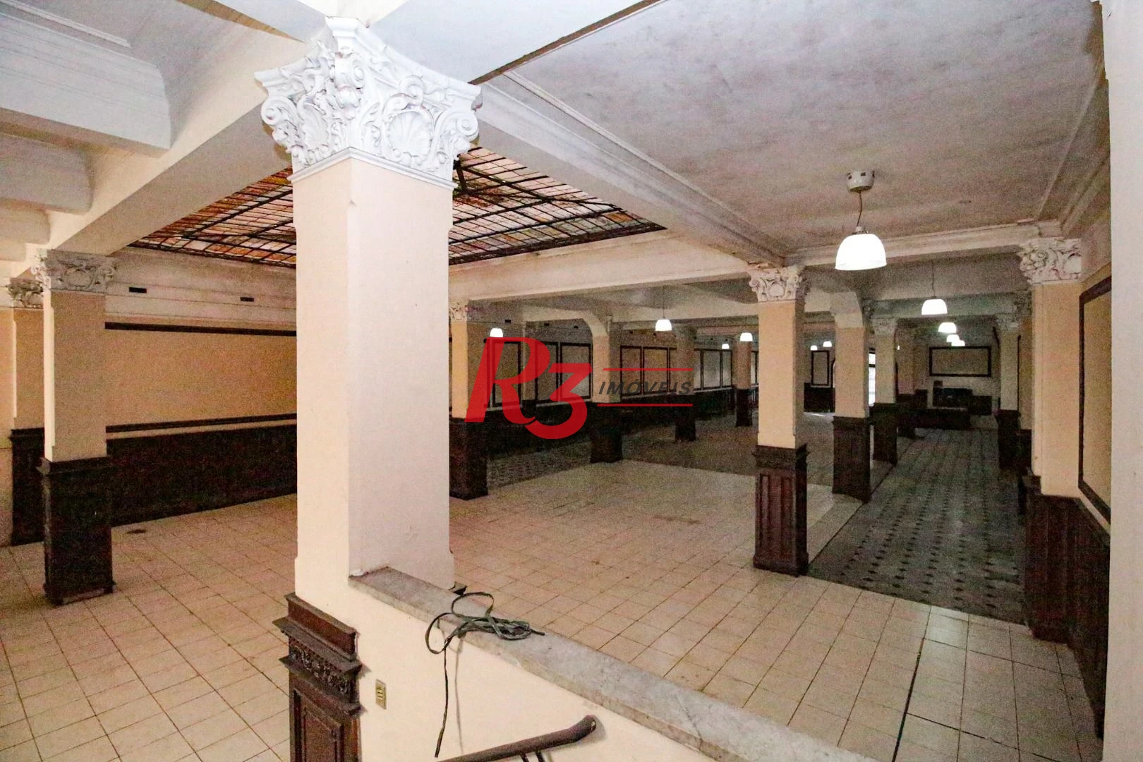 Prédio, 4200 m² - venda por R$ 18.000.000,00 ou aluguel por R$ 150.000,00/mês - Centro - Santos/SP