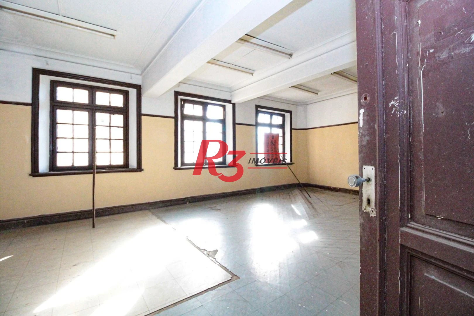 Prédio, 4200 m² - venda por R$ 18.000.000,00 ou aluguel por R$ 150.000,00/mês - Centro - Santos/SP