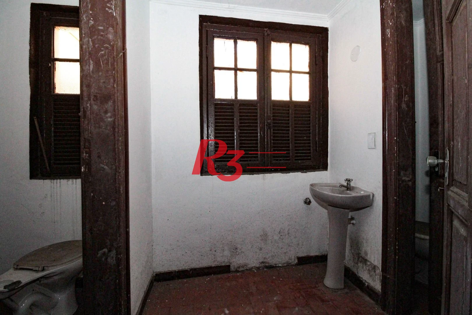 Prédio, 4200 m² - venda por R$ 18.000.000,00 ou aluguel por R$ 150.000,00/mês - Centro - Santos/SP