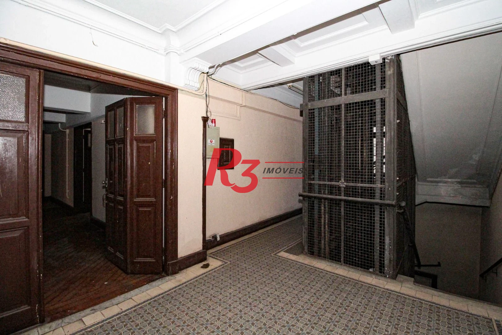 Prédio, 4200 m² - venda por R$ 18.000.000,00 ou aluguel por R$ 150.000,00/mês - Centro - Santos/SP