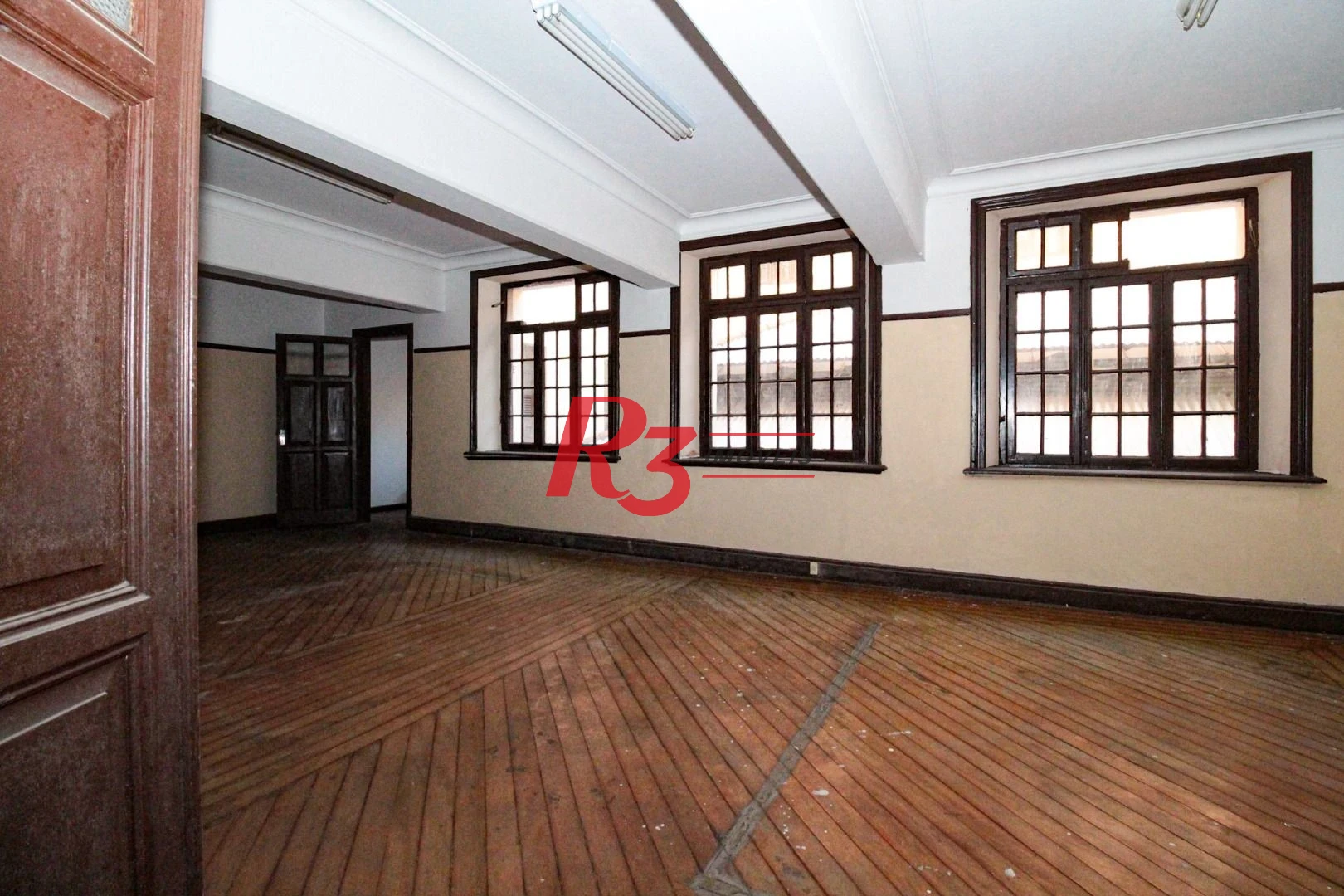 Prédio, 4200 m² - venda por R$ 18.000.000,00 ou aluguel por R$ 150.000,00/mês - Centro - Santos/SP