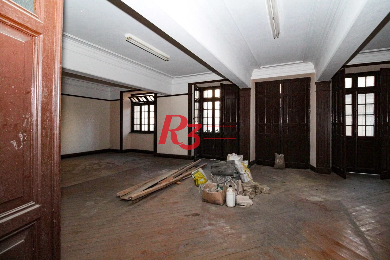 Prédio, 4200 m² - venda por R$ 18.000.000,00 ou aluguel por R$ 150.000,00/mês - Centro - Santos/SP