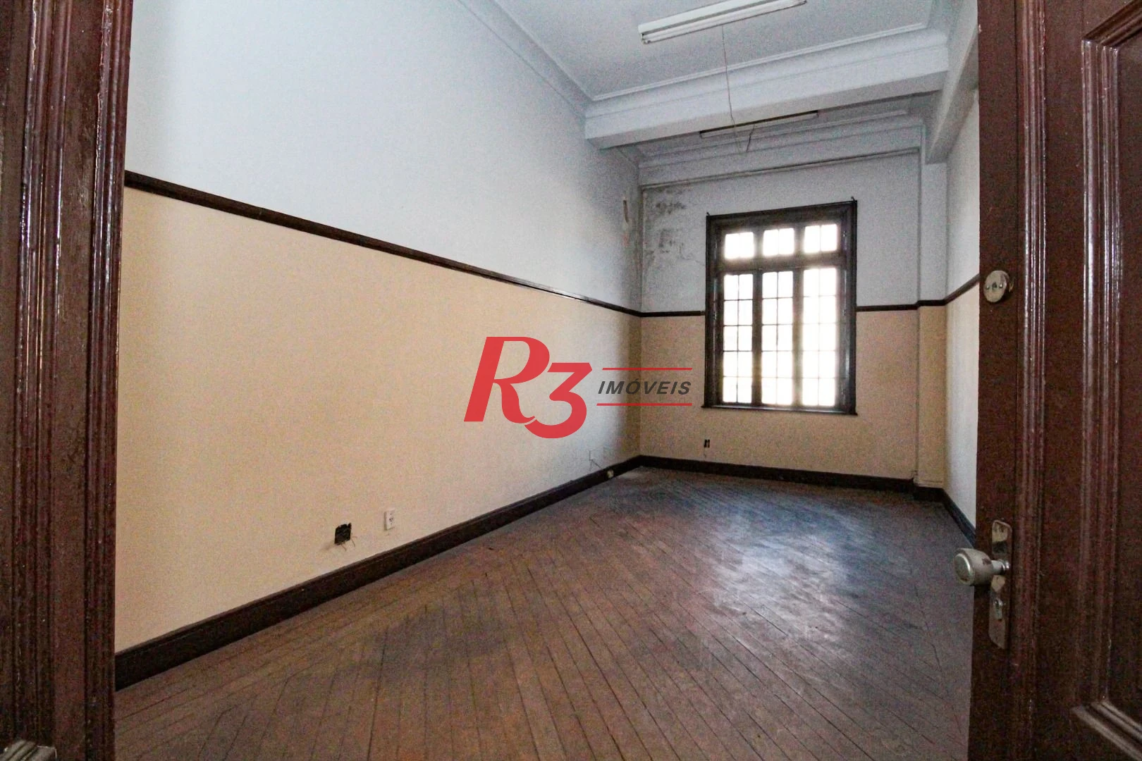 Prédio, 4200 m² - venda por R$ 18.000.000,00 ou aluguel por R$ 150.000,00/mês - Centro - Santos/SP