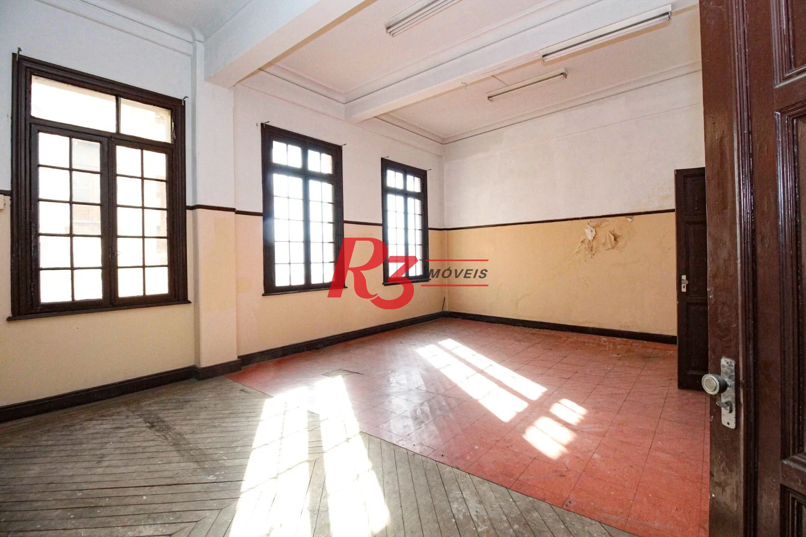 Prédio, 4200 m² - venda por R$ 18.000.000,00 ou aluguel por R$ 150.000,00/mês - Centro - Santos/SP