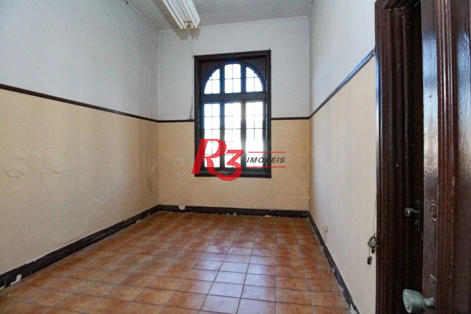 Prédio, 4200 m² - venda por R$ 18.000.000,00 ou aluguel por R$ 150.000,00/mês - Centro - Santos/SP