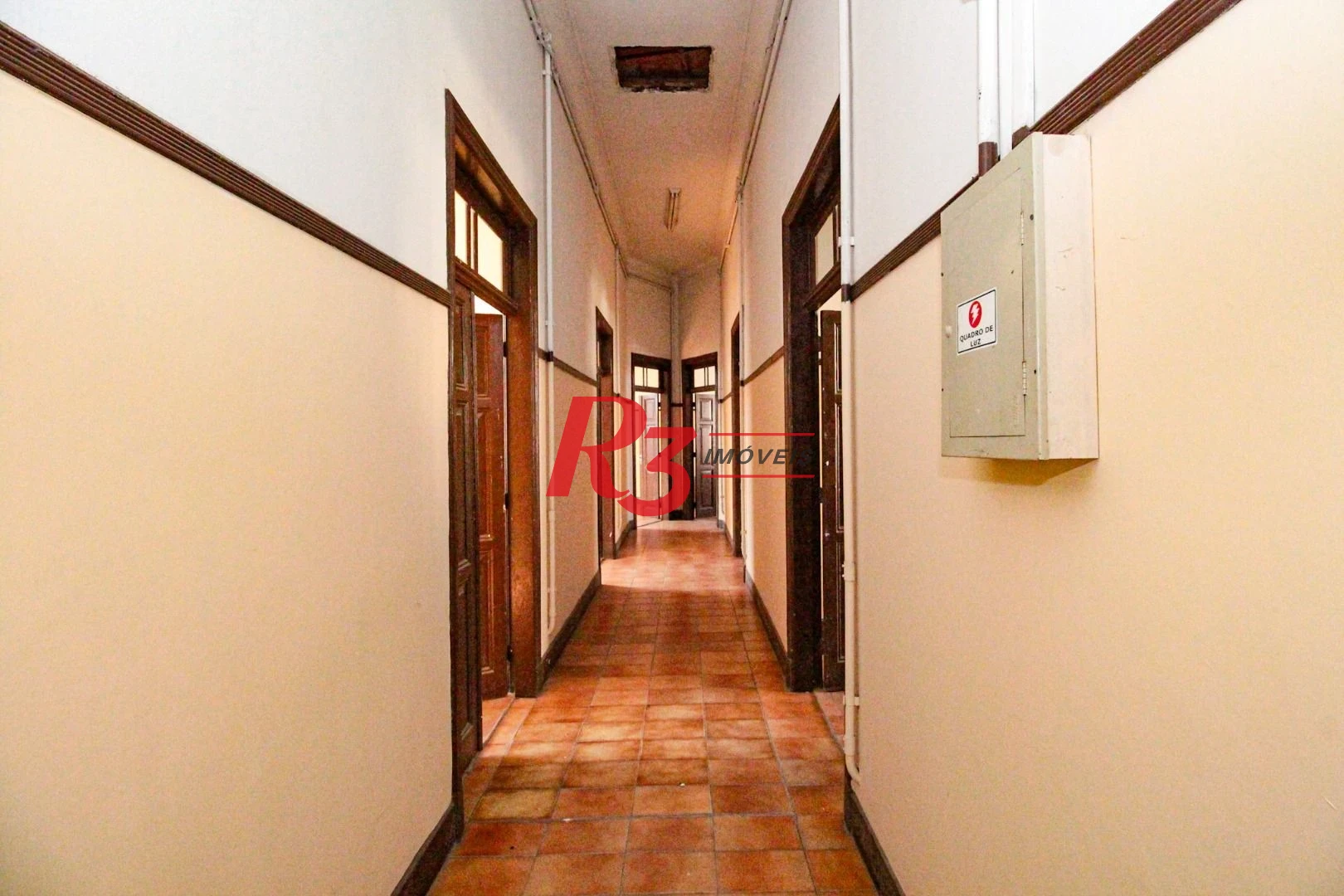 Prédio, 4200 m² - venda por R$ 18.000.000,00 ou aluguel por R$ 150.000,00/mês - Centro - Santos/SP
