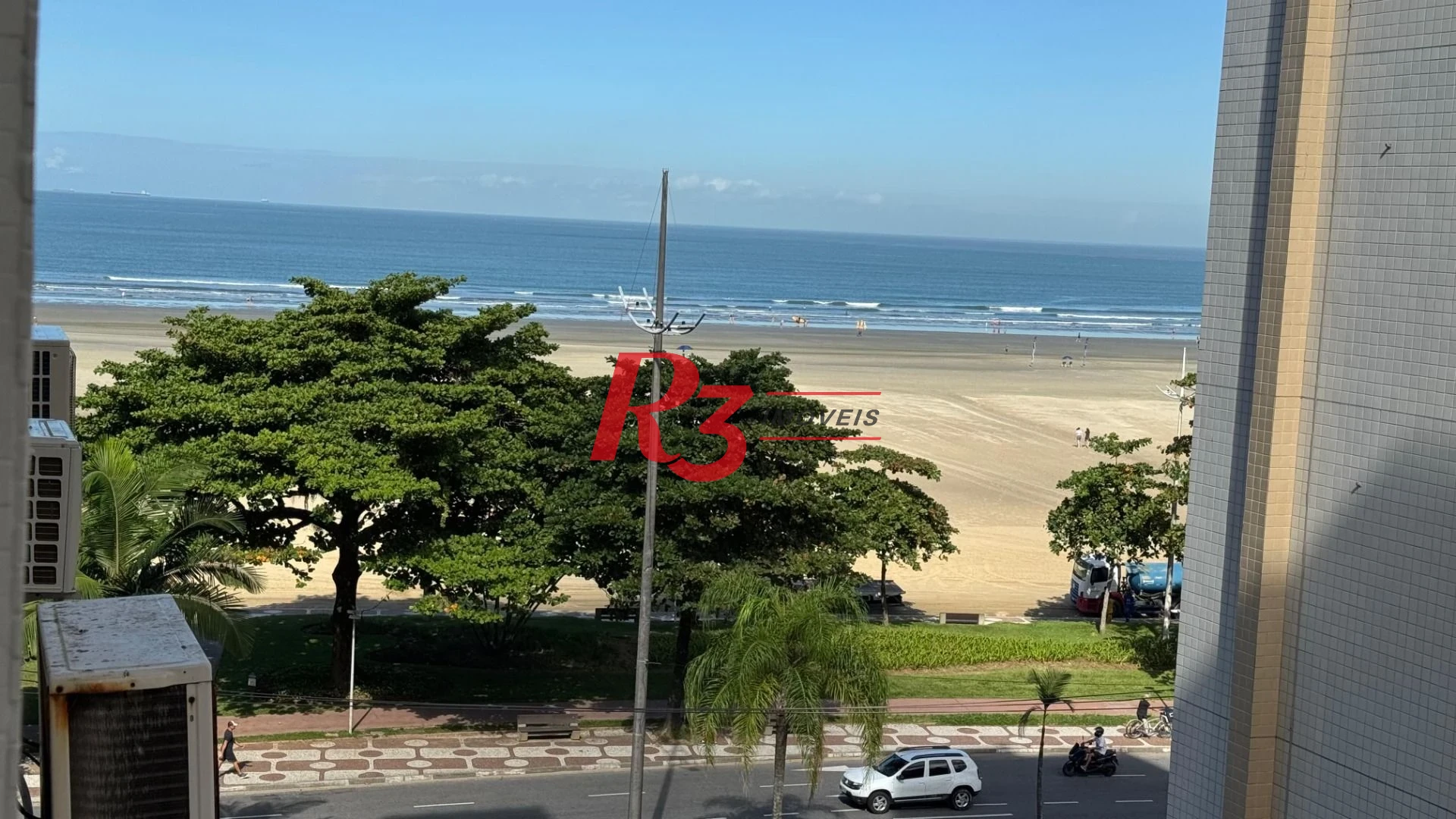 Apartamento com 2 dormitórios à venda, 55 m² por R$ 535.000,00 - Gonzaga - Santos/SP