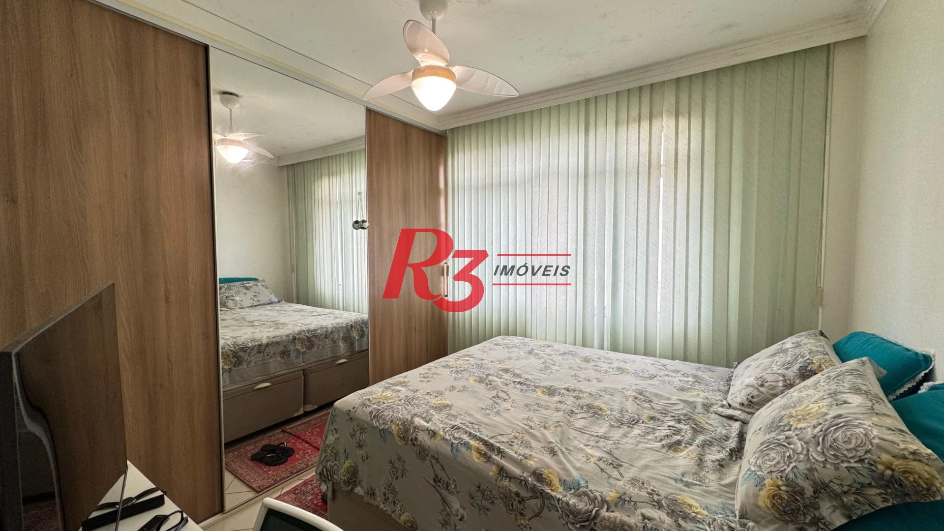 Apartamento com 2 dormitórios à venda, 55 m² por R$ 535.000,00 - Gonzaga - Santos/SP