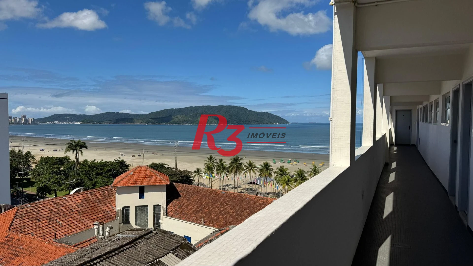 Apartamento com 2 dormitórios à venda, 55 m² por R$ 535.000,00 - Gonzaga - Santos/SP