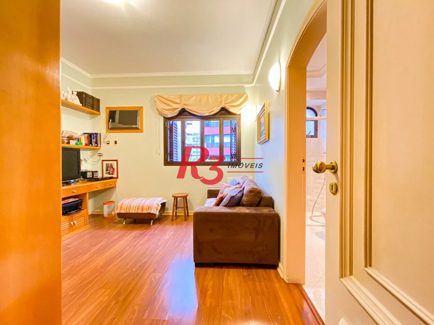 LOCAÇÃO Apartamento com 4 dormitórios, 294 m² - venda por R$ 2.300.000 ou aluguel por R$ 15.000/mês - Boqueirão - Santos/SP