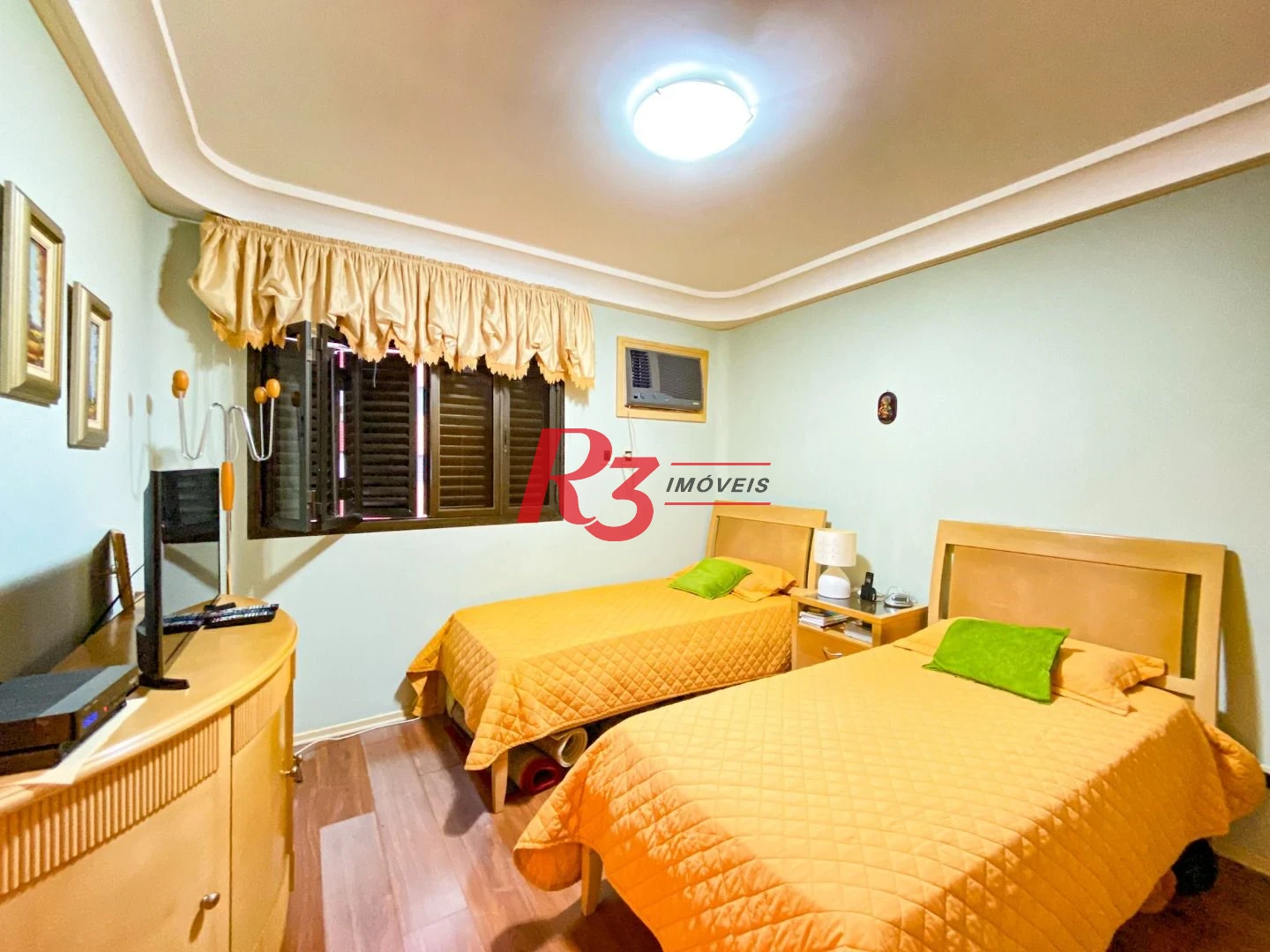 LOCAÇÃO Apartamento com 4 dormitórios, 294 m² - venda por R$ 2.300.000 ou aluguel por R$ 15.000/mês - Boqueirão - Santos/SP