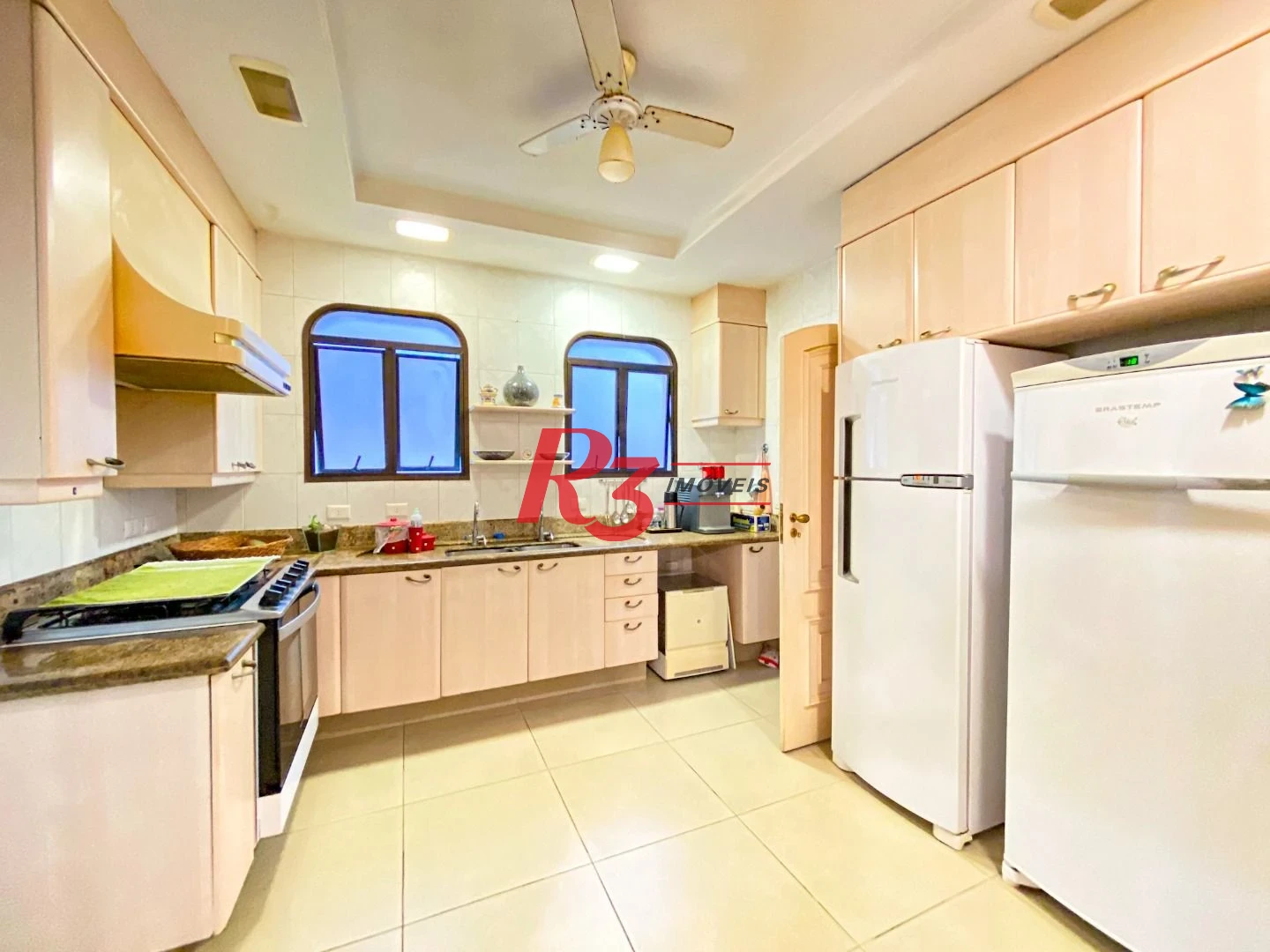 LOCAÇÃO Apartamento com 4 dormitórios, 294 m² - venda por R$ 2.300.000 ou aluguel por R$ 15.000/mês - Boqueirão - Santos/SP
