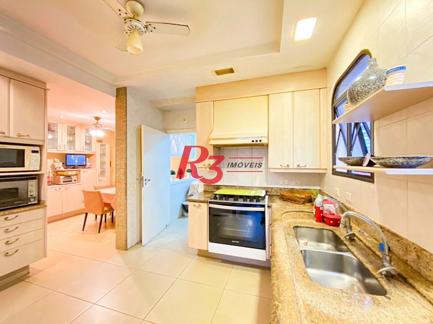 LOCAÇÃO Apartamento com 4 dormitórios, 294 m² - venda por R$ 2.300.000 ou aluguel por R$ 15.000/mês - Boqueirão - Santos/SP