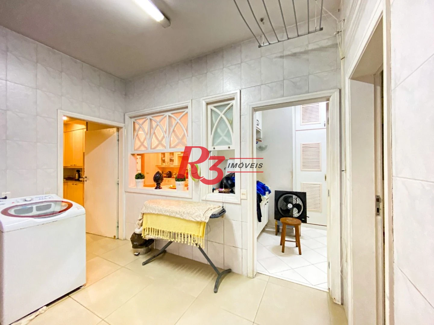 LOCAÇÃO Apartamento com 4 dormitórios, 294 m² - venda por R$ 2.300.000 ou aluguel por R$ 15.000/mês - Boqueirão - Santos/SP