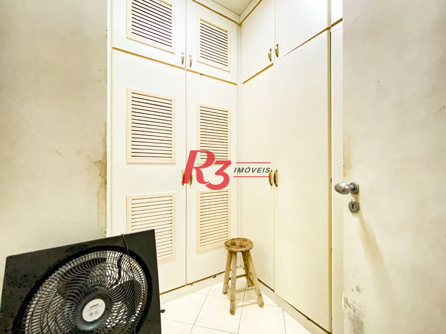 LOCAÇÃO Apartamento com 4 dormitórios, 294 m² - venda por R$ 2.300.000 ou aluguel por R$ 15.000/mês - Boqueirão - Santos/SP