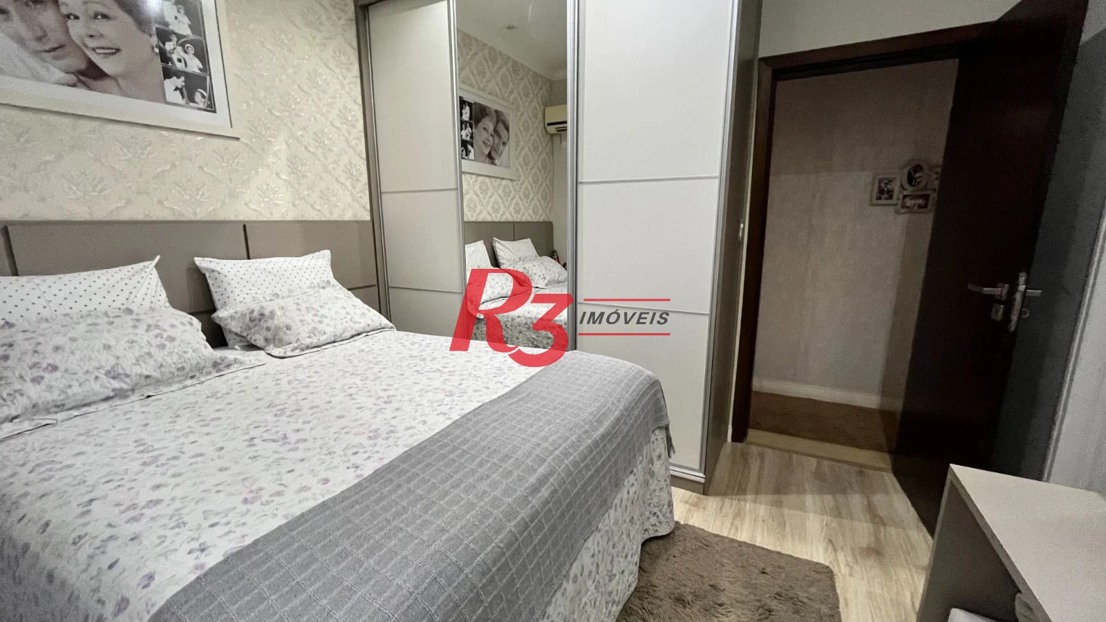 Casa à venda, 146 m² por R$ 650.000,00 - Bom Retiro - Santos/SP