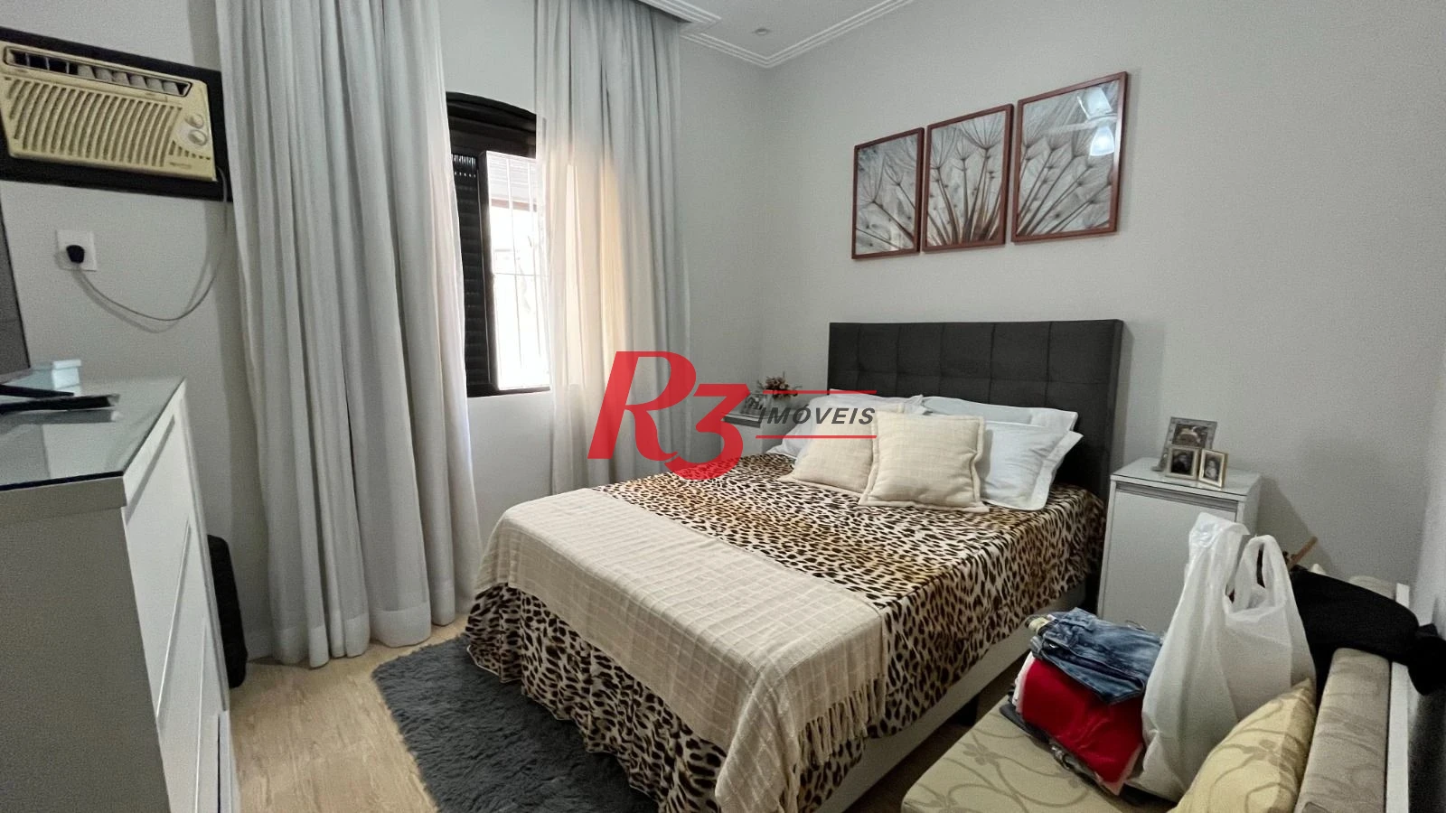 Casa à venda, 146 m² por R$ 650.000,00 - Bom Retiro - Santos/SP