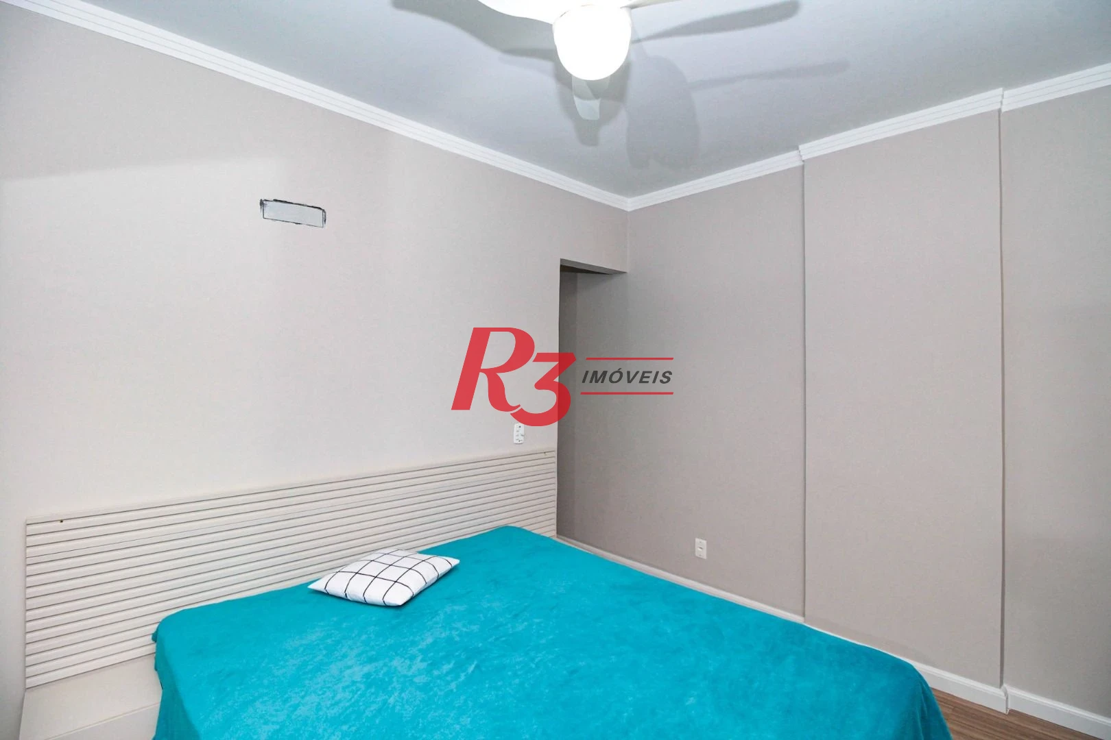 Apartamento com 2 dormitórios à venda, 94 m² por R$ 745.000,00 - Campo Grande - Santos/SP